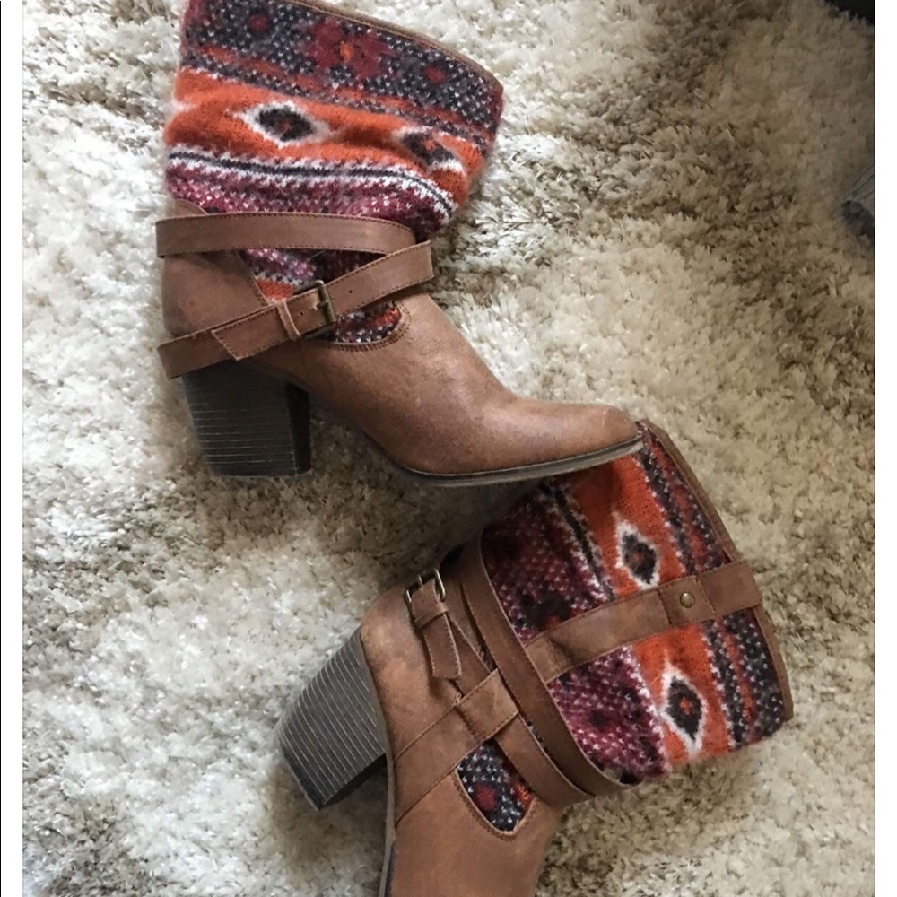Candies boots super cute!